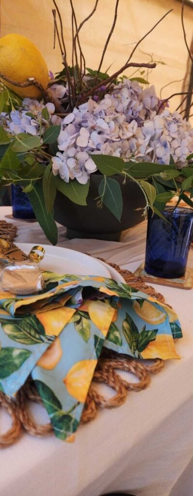 Hatziri Recillas | Decoración y Montaje de Mesas para Reuniones Familiares y Celebraciones de Adultos Mayores en Morelia y CDMX